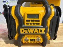 DEWALT 2000-Peak Amp Portable Jump… — Photo 5