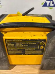 DEWALT 1600 Peak Amp Jump… — Photo 6