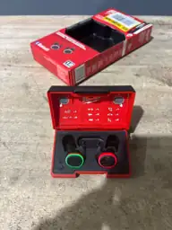 Milwaukee REDLITHIUM USB Bluetooth Jobsite… — Photo 3