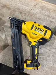 DeWalt 20V MAX XR 15… — Photo 4