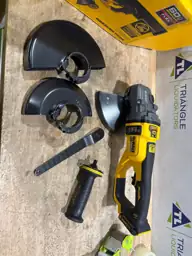 60-Vol MAX Cordless 7 in.-9… — Photo 4