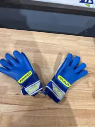 Resuch goal keeper gloves — Photo 3