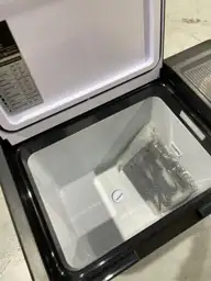 BougeRV Car Refrigerator with 240Wh… — Photo 5