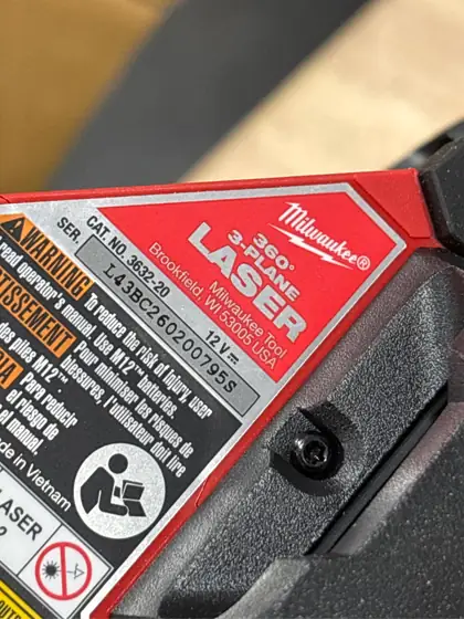 Milwaukee M12 3 beam Self… — Photo 7