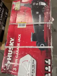 Husky 3-Ton Floor Garage Jack — Photo 3