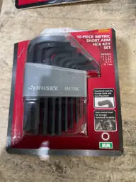 Husky lot — Photo 4