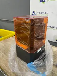 Resin 3D printer — Photo 2