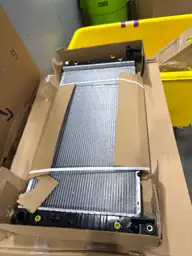 34" CU2370 Radiator for Chevy/GMC… — Photo 3