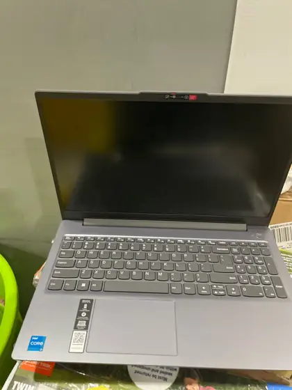 Lenovo IdeaPad Slim 3 15"… — Photo 3