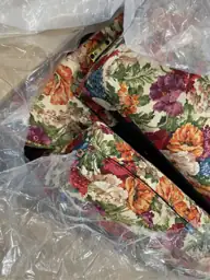 Beige Floral Line Upholstered Swivel… — Photo 5