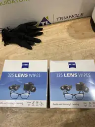ZEISS Gentle and Thorough Cleaning… — Photo 3