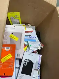 Walmart phone accessories — Photo 3