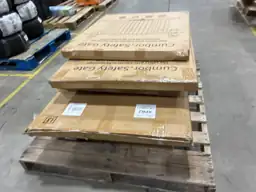 Amazon baby gates — Photo 4