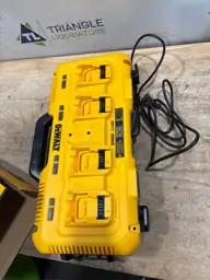 DeWalt 20V MAX DCB104 20… — Photo 4