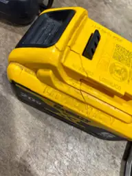 DEWALT FLEXVOLT 20V/60V MAX Lithium-Ion… — Photo 5