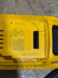 DEWALT FLEXVOLT 20V/60V MAX Lithium-Ion… — Photo 7