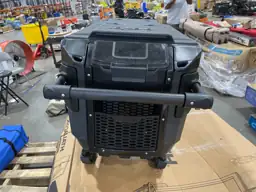 Igloo Trailmate 70-Qt. Rolling Cooler — Photo 4
