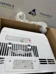 Midea MAW05M1YWT-E 5,000 BTU Room… — Photo 4