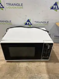 Mainstays 0.7 Cubic Foot Microwave… — Photo 4