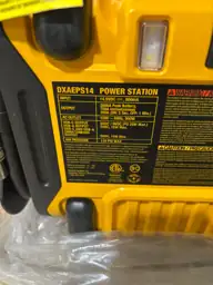 DEWALT 2000-Peak Amp Portable Jump… — Photo 3